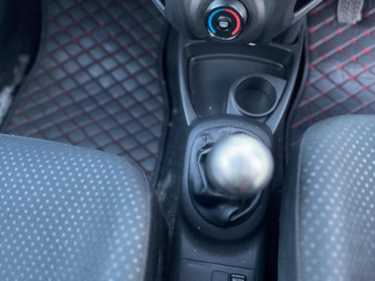 TOYOTA YARIS 1.33 Dual VVT-i TR Euro 4 (s/s) 5dr 2010