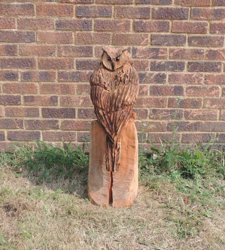 Owl Chainsaw Carving Garden Feature Sculpture Ornament