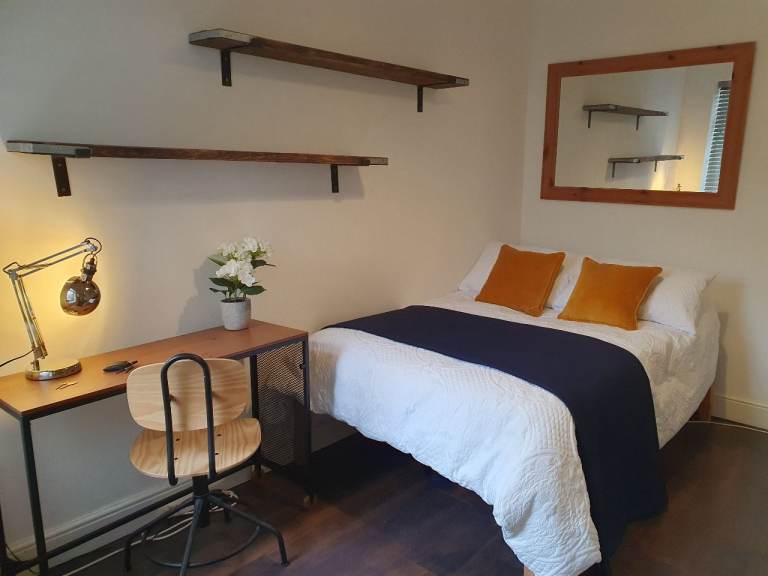 Fab Double En-Suite Central Poole - Nr Hospital 