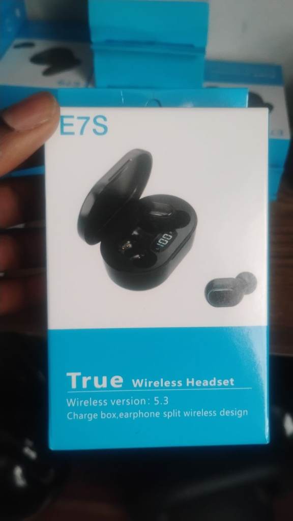 E7S True Wireless Headset – Brand New