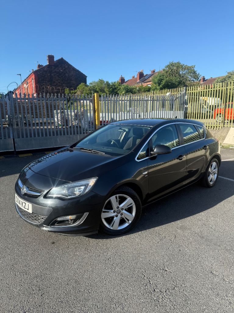 Vauxhall, ASTRA, Hatchback, 2014, Manual, 1956 (cc), 5 doors