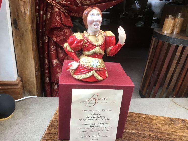 Berwick Kaler’s 30th York Theatre Royal Pantomime Figurine 