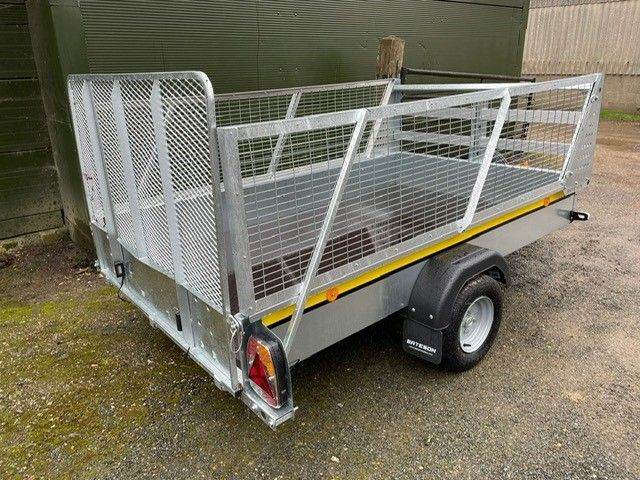BATESON General Purpose Unbraked 8' x 5' 750kgs Trailer with Mesh Extension Sides - B85