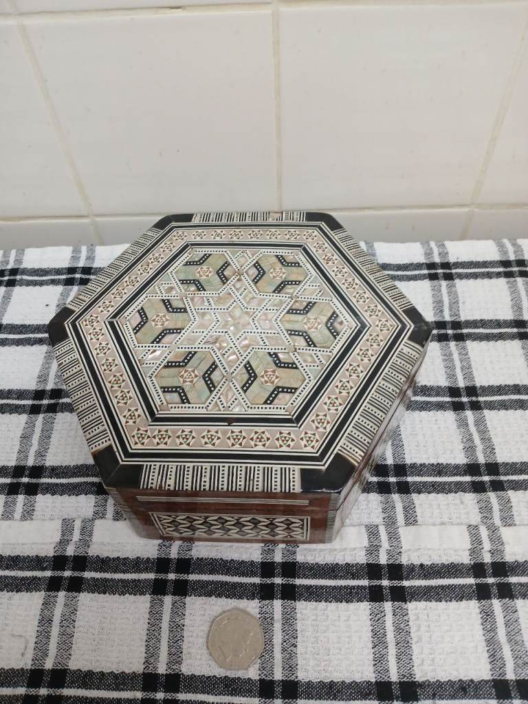 image for Mother of pearl wooden box