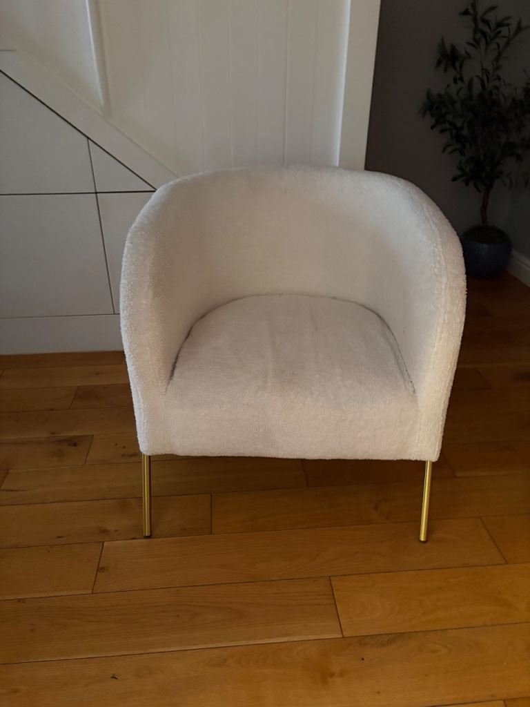 Lovely Cream Boucle Armchair with Gold Legs – As New