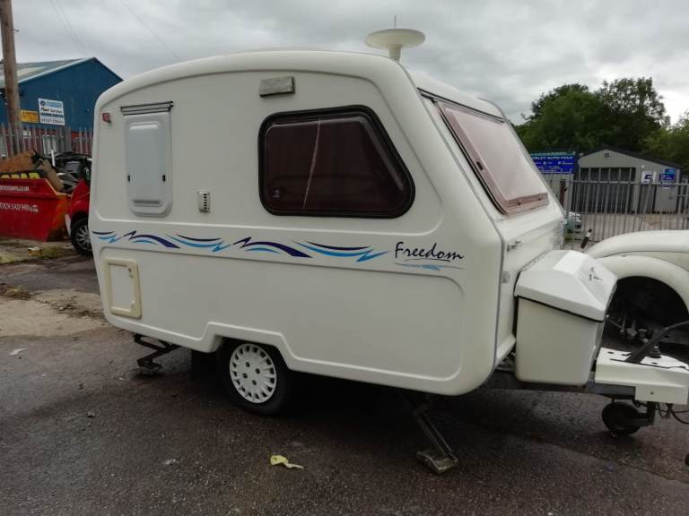Freedom Microlite 2 berth caravan included awning