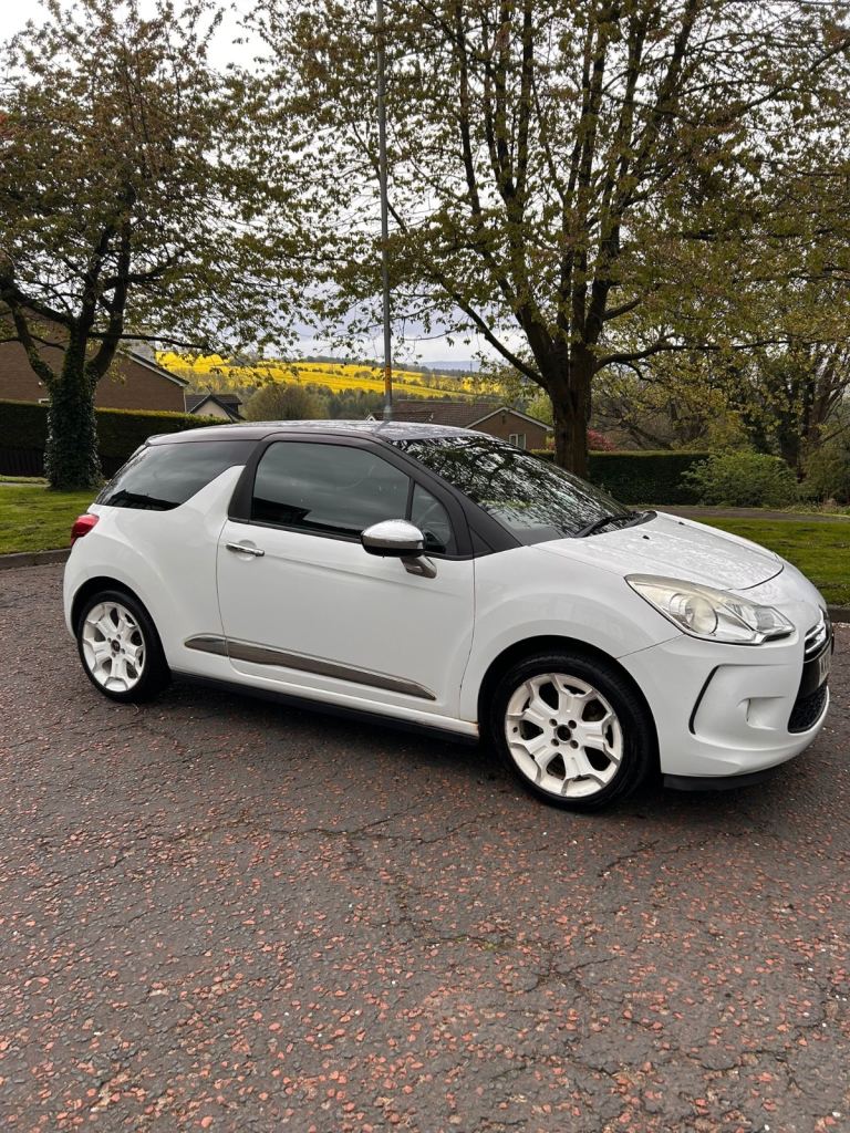 Citroen, DS3, Hatchback, 2010, Manual, 1.6L (cc), 3 doors