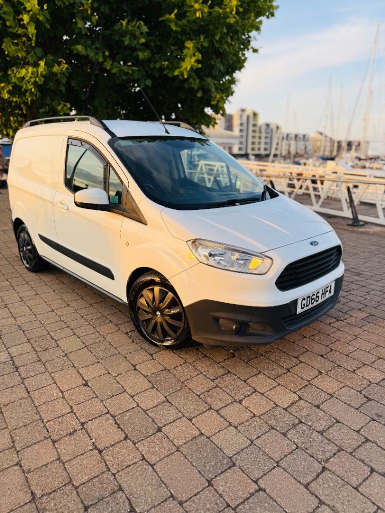 Ford, TRANSIT COURIER, Panel Van, 2016, Manual, 1498 (cc)