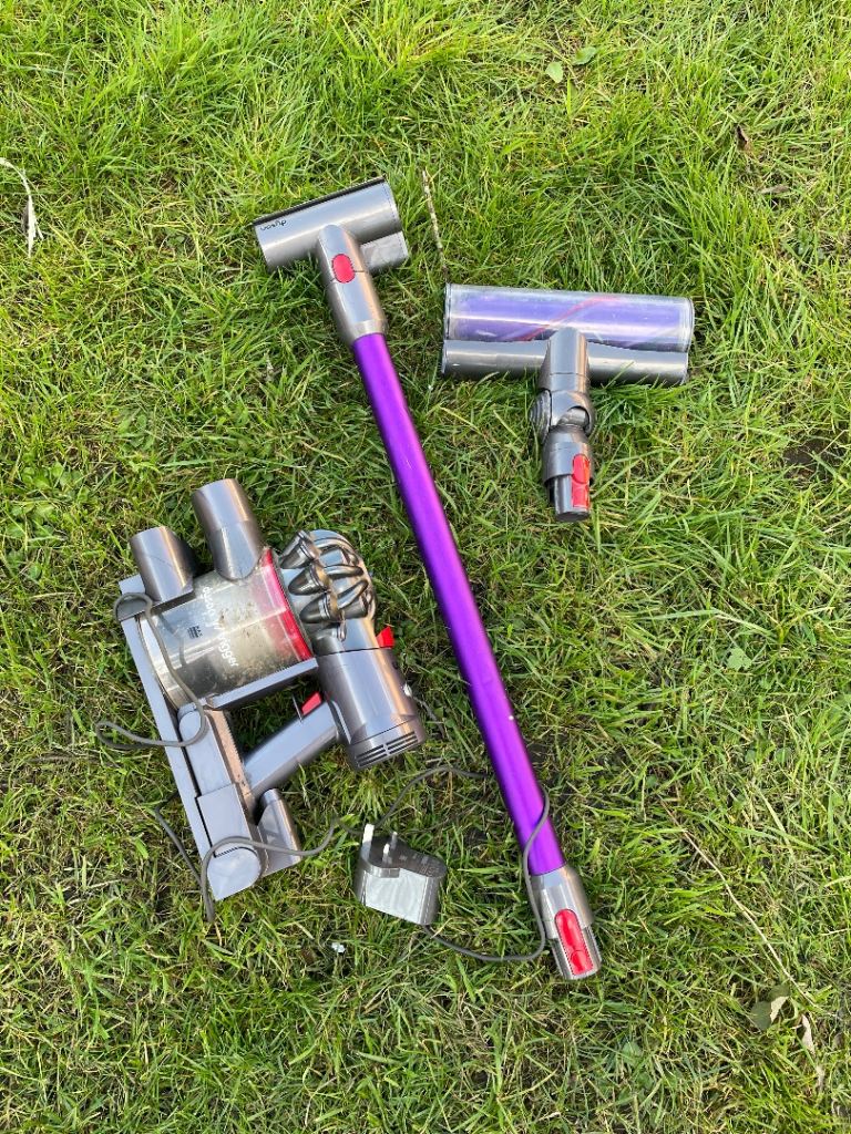 Dyson vacuum cleaner 