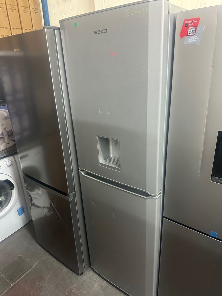 TALL SILVER BEKO FRIDGE FREEZER WATER DISPENSER 