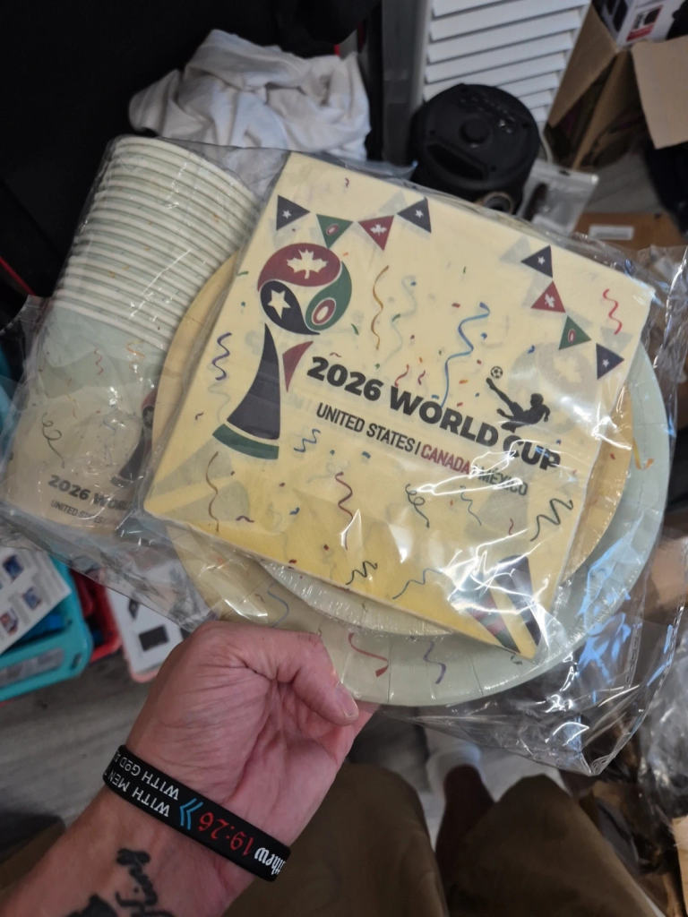 X2 68 piece party cups and plates