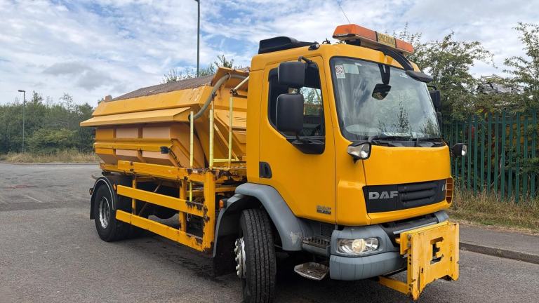 2013 DAF 55.220 4X2 GRITTER LORRY (YJ13 USD)