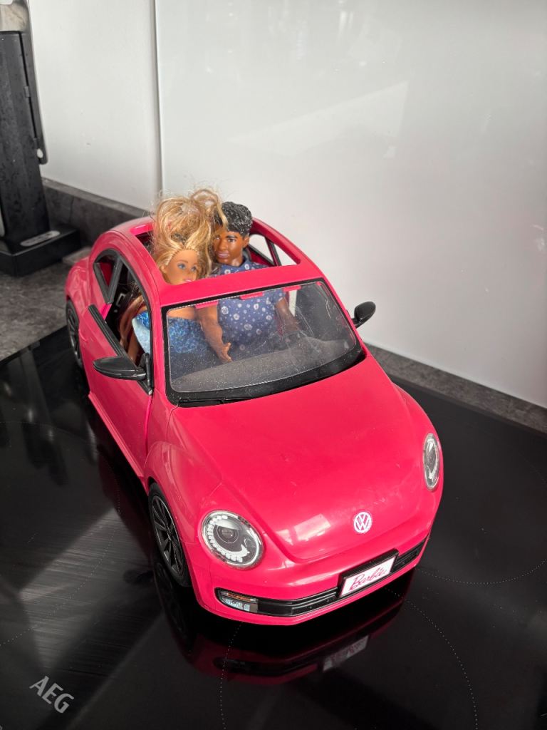 Barbie beetle car with x 2 dolls 