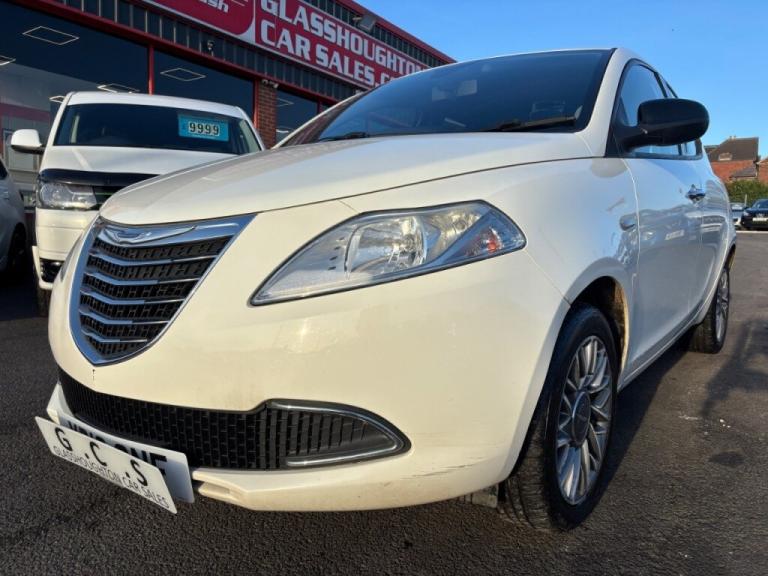  Chrysler Ypsilon 1.2 SE 5dr Petrol