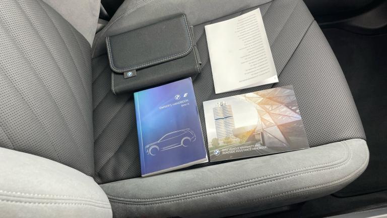 2025 BMW iX 300kW xDrive45 M Sport 101kWh 5dr Auto Electric Estate Estate Electric Automatic