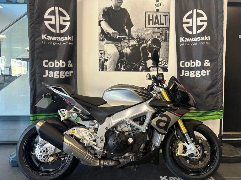 2016 APRILIA TUONO V4 1100 RR