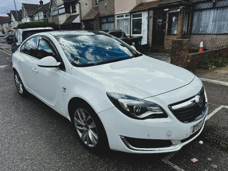 2017 Vauxhall Insignia SRI – 1.4L Petrol Manual | PCO / TfL Licensed