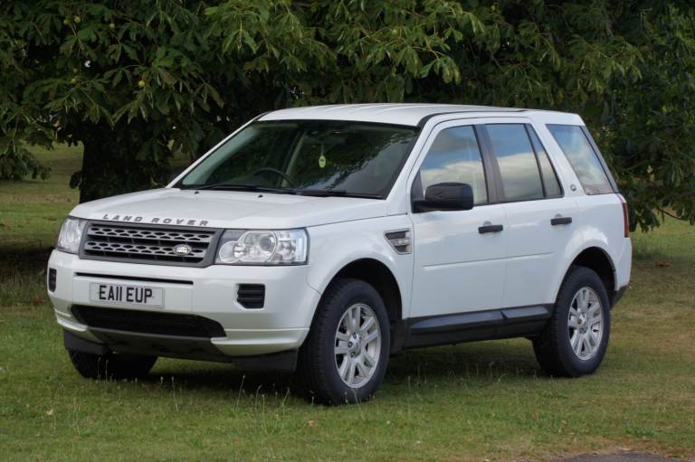 Land Rover, FREELANDER, Estate, 2011, Other, 2179 (cc), 5 doors