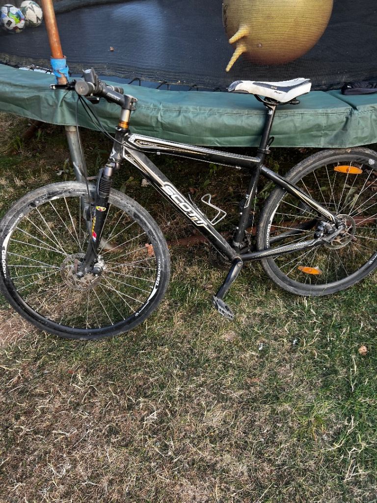 Scott Hybrid Bike - Black, Good Condition
