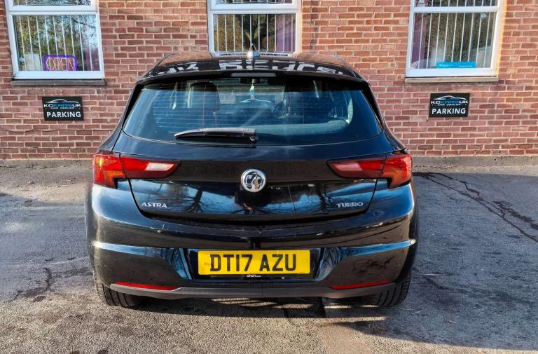 2017 Vauxhall Astra 1.4 Astra Elite Nav T 5dr - Full Service History - High Spec! Hatchback Petro...