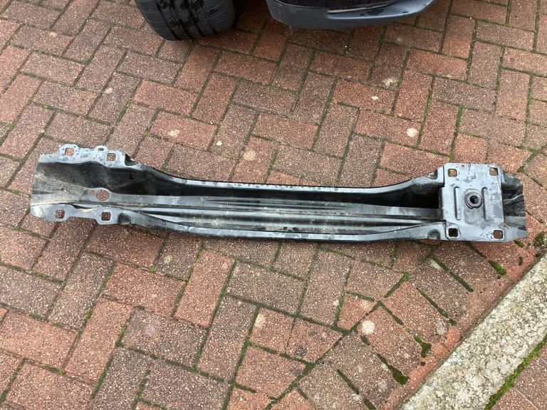 Jaguar F-Pace Rear Bumper Crash Bar