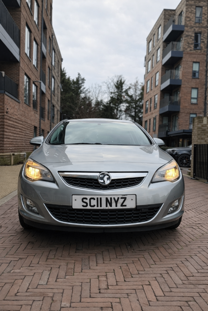 Vauxhall, ASTRA, Hatchback, 2011, Manual, 1398 (cc), 5 doors