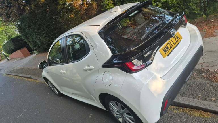 Toyota, YARIS, Hatchback, 2021, Other, 1490 (cc), 5 doors