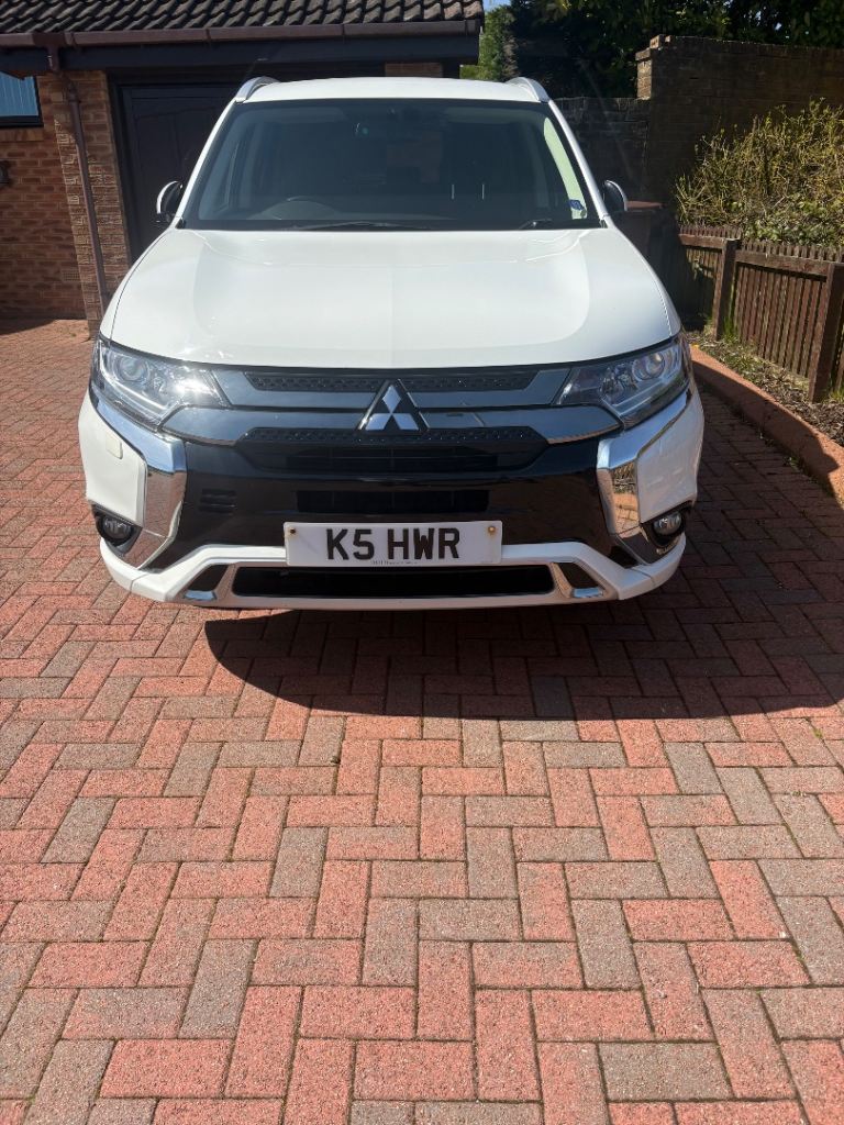 Mitsubishi, OUTLANDER, Estate, 2019, Other, 2360 (cc), 5 doors