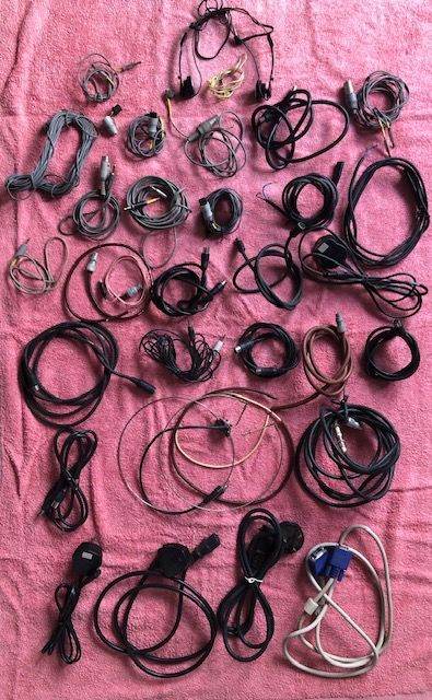 Miscellaneous audio, DIM, co-axial, loudspaker leads, connectors, etc, internal analogue TV aerials