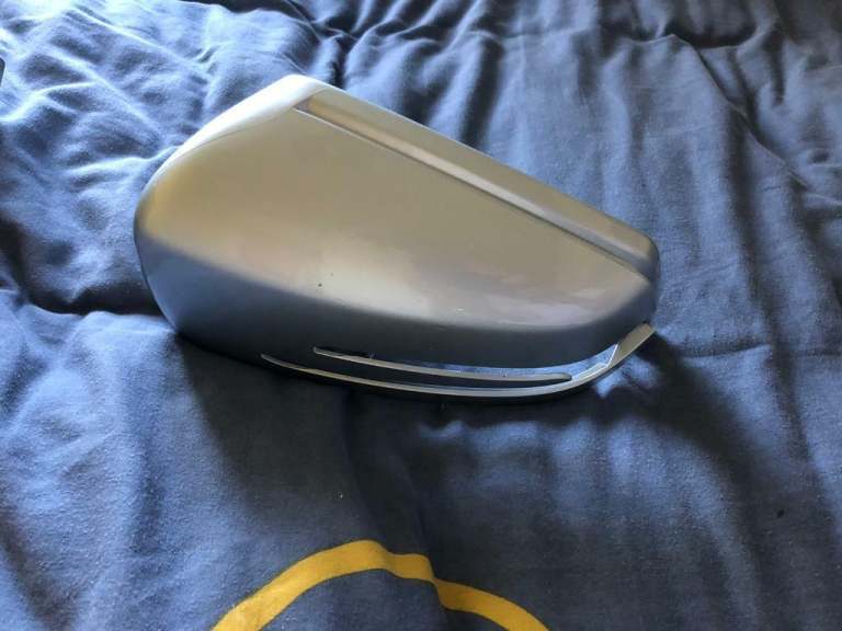 Mercedes c class w204 face lift mirror covers (silver) 