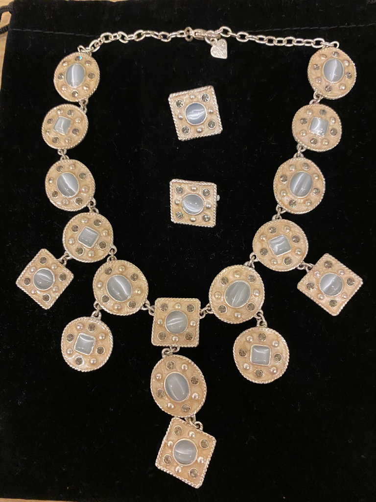 Dolce Vita vintage necklace and clip earrings 