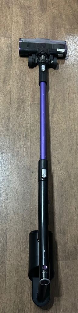Cordless Stick Vacuum Cleaner needs debree holder and charger 