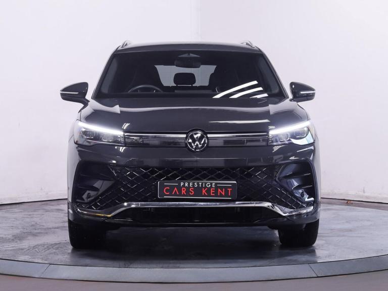 2025 Volkswagen Tiguan 1.5 TSI eHybrid 19.7kWh R-Line SUV 5dr Petrol Plug-in Hybrid DSG Euro 6 (s...