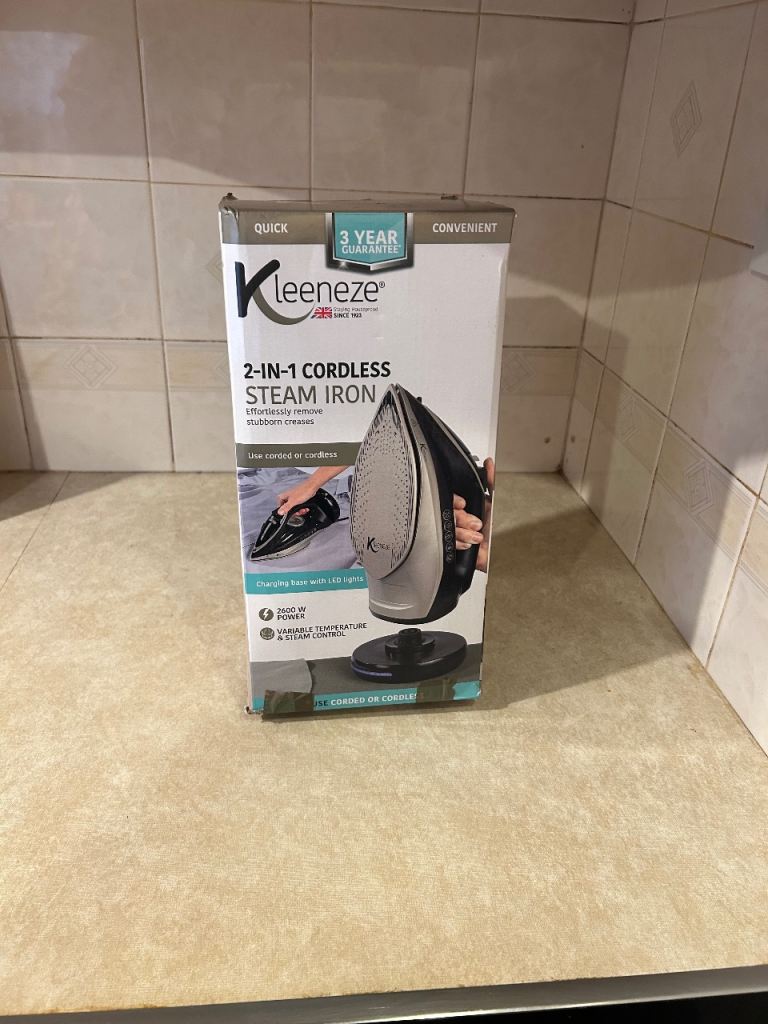 Kleeneze 2-in-1 Cordless Steam Iron - Brand New
