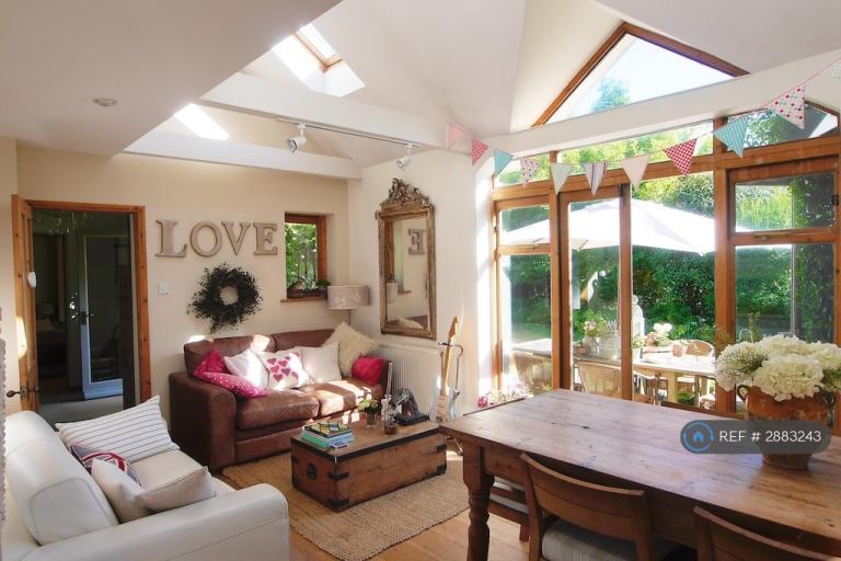 4 bedroom house in Lower Road, Forest Row, RH18 (4 bed) (#2883243)