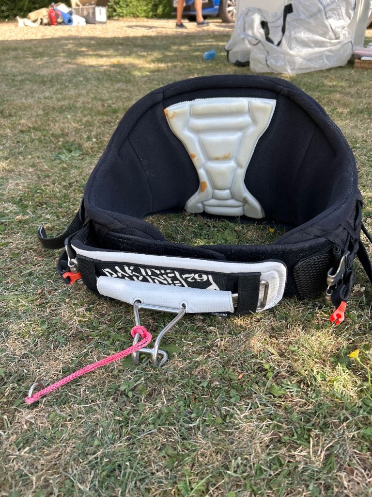 Womens waist harness 