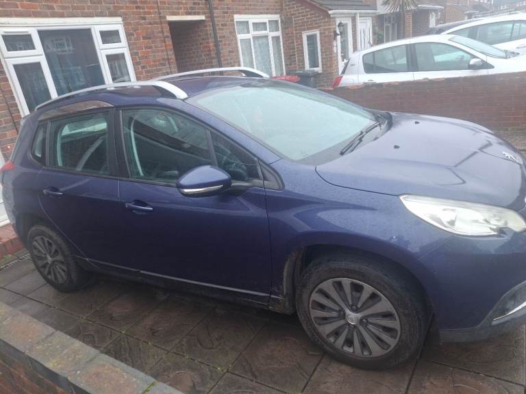 Peugeot, 2008, Hatchback, 2015, Semi-Auto, 1560 (cc), 5 doors