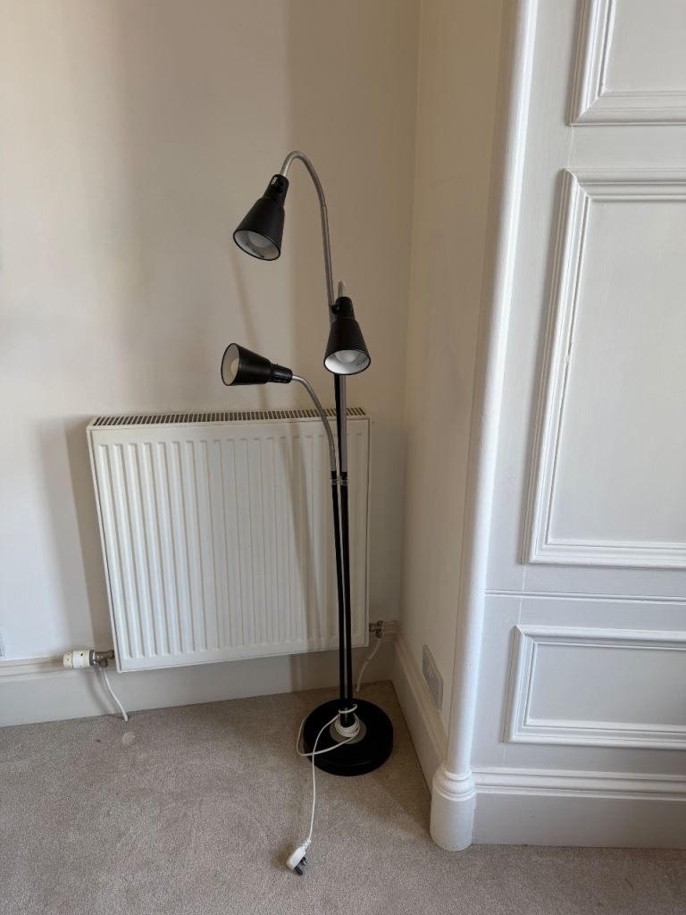 IKEA Kvart Standing Lamp (middle lamp broken)