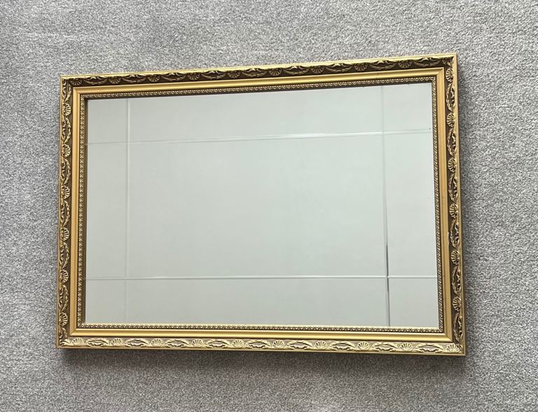 Wall Mirror 