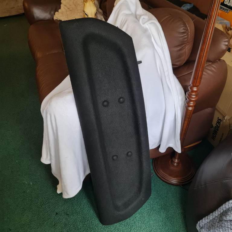 image for Toyota Aygo Parcel Shelf Luggage Load Cover 2005-2014 from a 2011 car