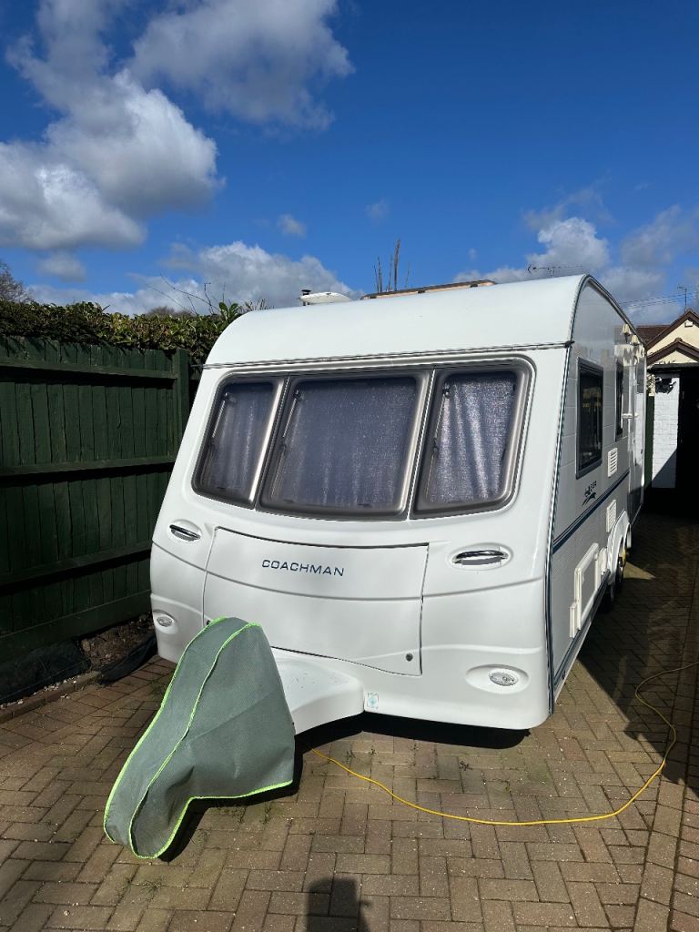 Coachman Laser 2007 Twin axle caravan - Fully Equipped 4 Berth