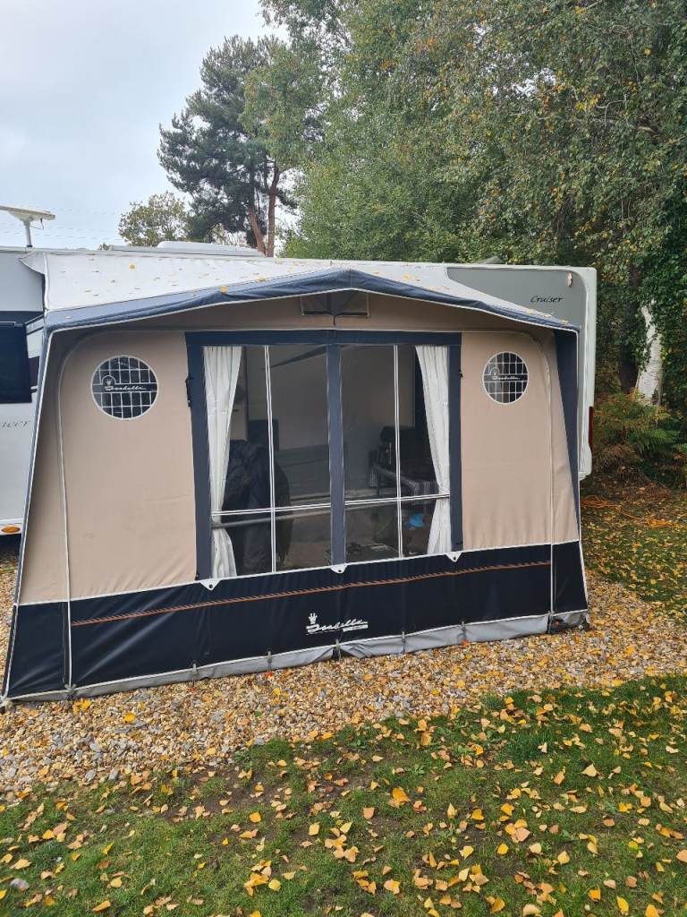 Isabella Magnum 340 awning