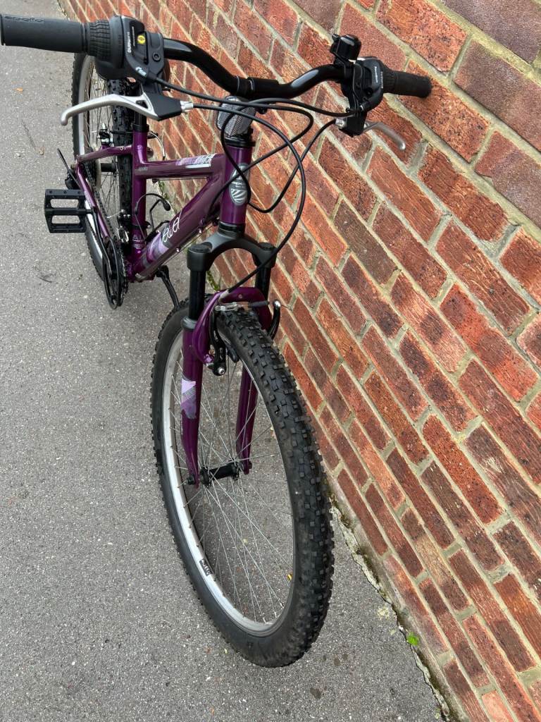 Apollo Jewel bike hybrid Mountain Bike bicycle Purple 27.5inch wheels