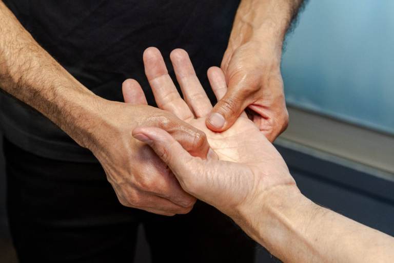 Massage & Laser Clinic – City of London | Holistic & Aesthetic Treatments