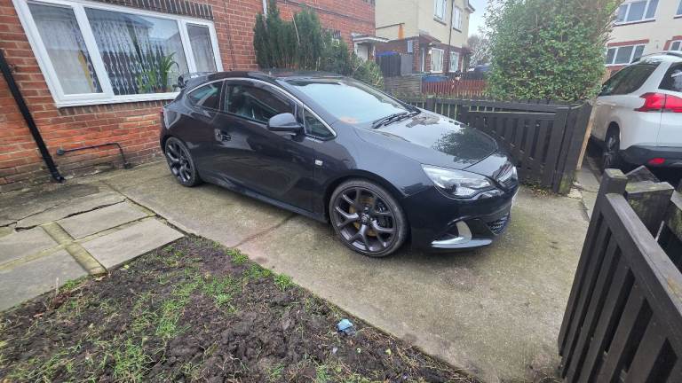 Vauxhall, ASTRA GTC, Hatchback, 2014, Manual, 1998 (cc), 3 doors