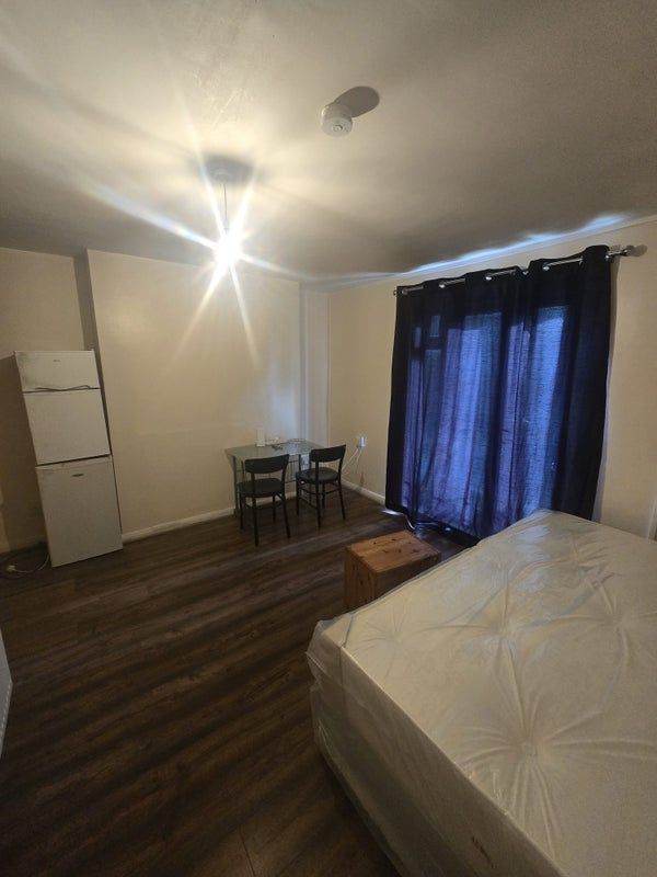 Flat share : Shoreditch E2