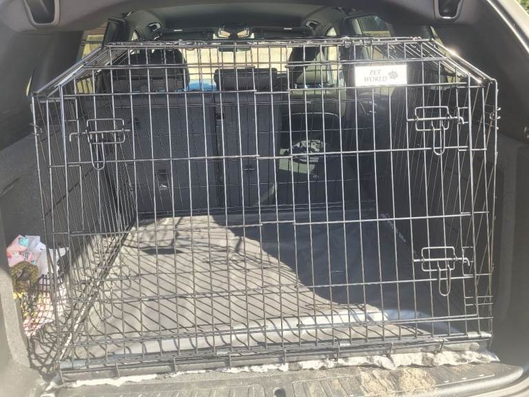 Dog car cage