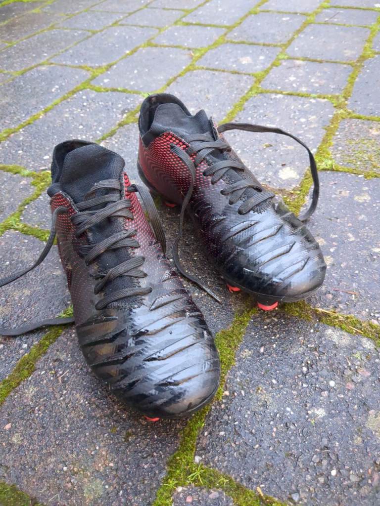 Kids football / rugby boots size 3
