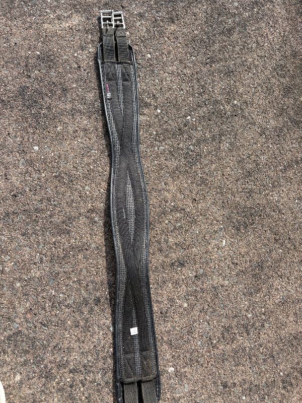 Black Horse Girth