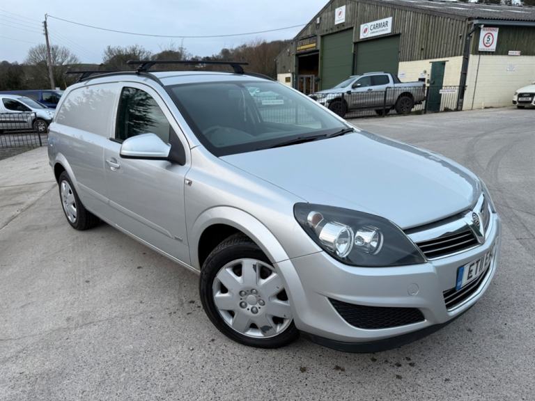 2011 Vauxhall Astra SPORTIVE ONLY 78k! NO VAT 1.7 CDTI Car Derived Van Diesel Manual